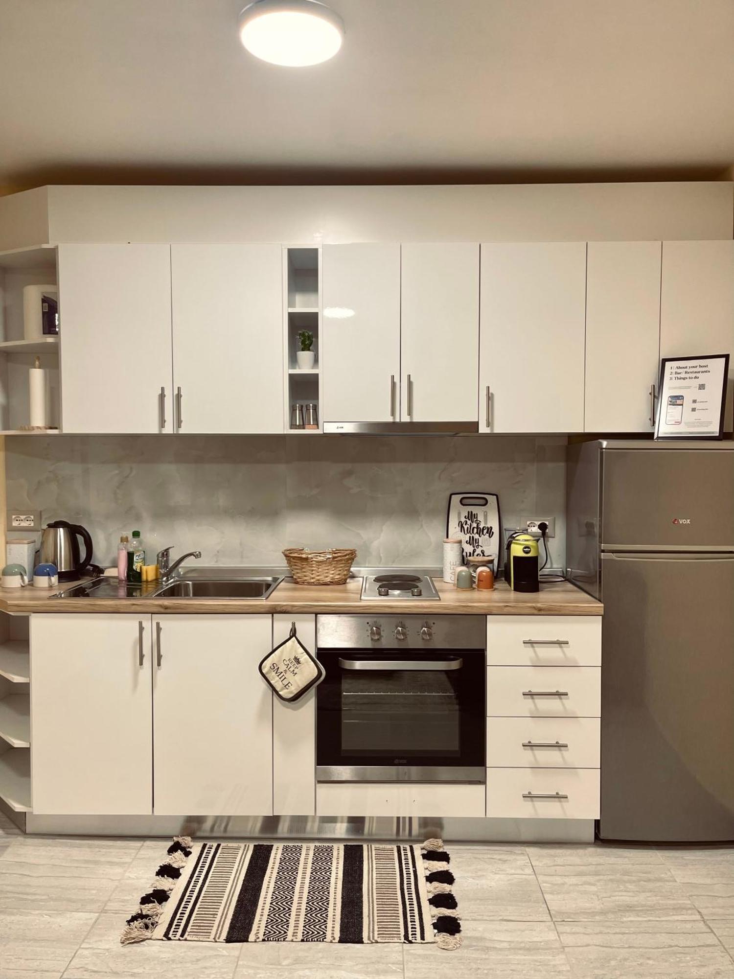 Urban Apartment In Blloku 地拉那 外观 照片