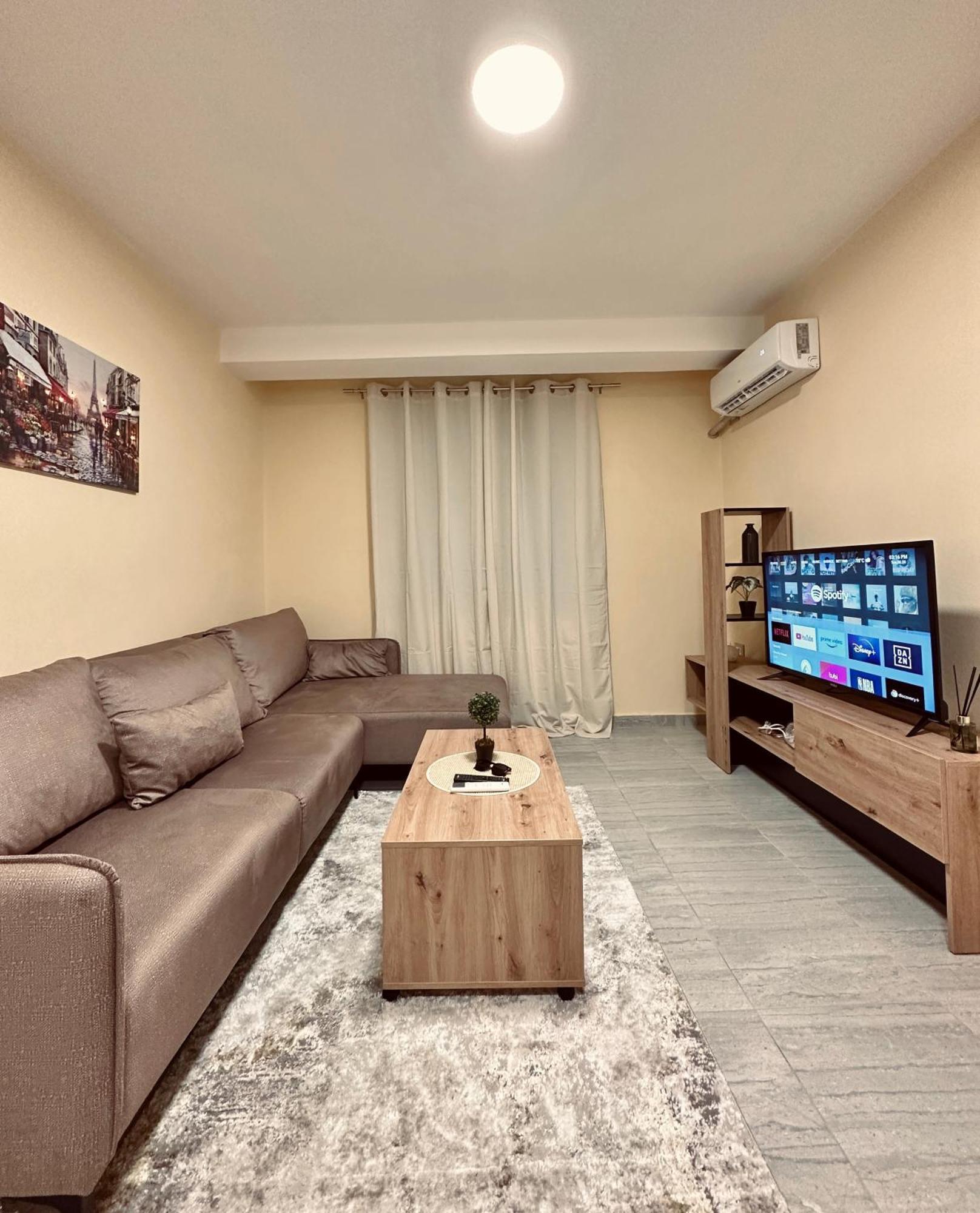 Urban Apartment In Blloku 地拉那 外观 照片